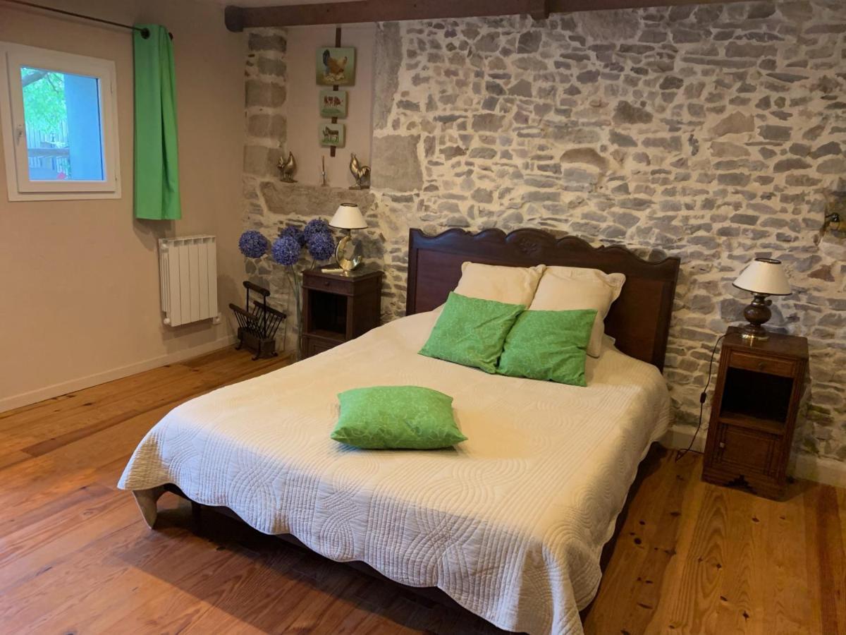 L Entre Deux Bed and Breakfast Champcey Buitenkant foto